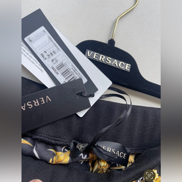 Authentic NEW Versace Joggers❤️ - Picture 3 of 12